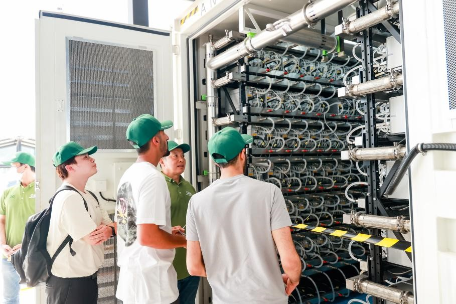 Bitmain Successfully Hosted Hydro Cooling Data Center Tour I
